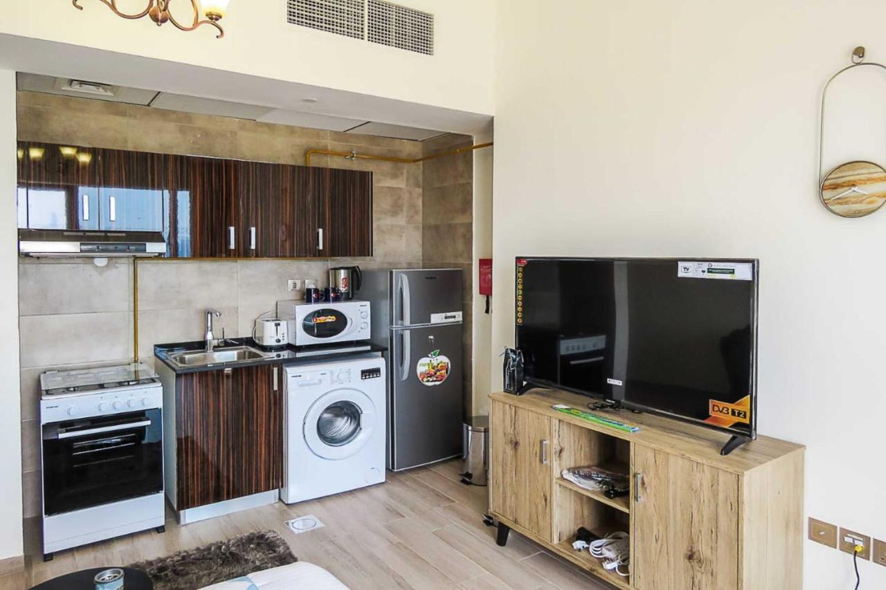 Oyo 860 Studio Apartment, Maya Tower 4, Jumeirah Village Triangle Dubaj Exteriér fotografie