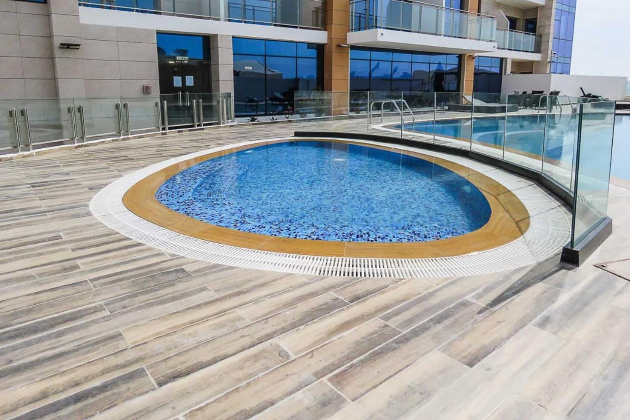 Oyo 860 Studio Apartment, Maya Tower 4, Jumeirah Village Triangle Dubaj Exteriér fotografie